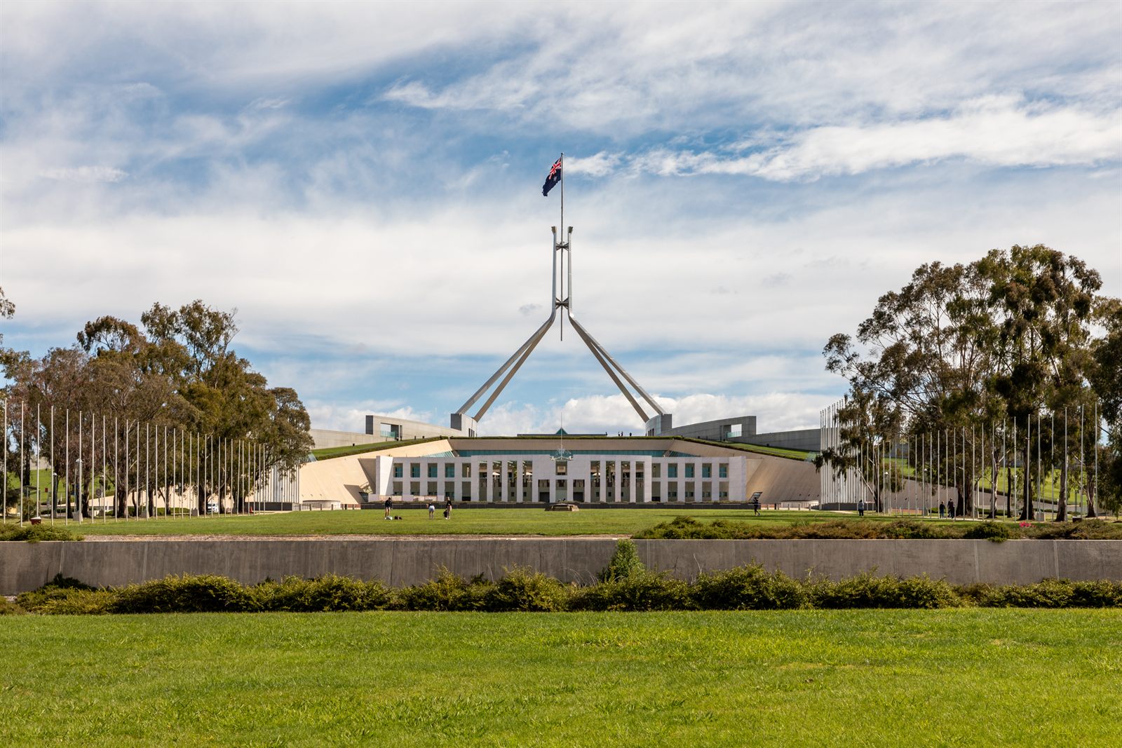 Dietmar Rabich / Wikimedia Commons · CC BY-SA 4.0 Parliament House in Canberra, seat of the Australian federal parliament