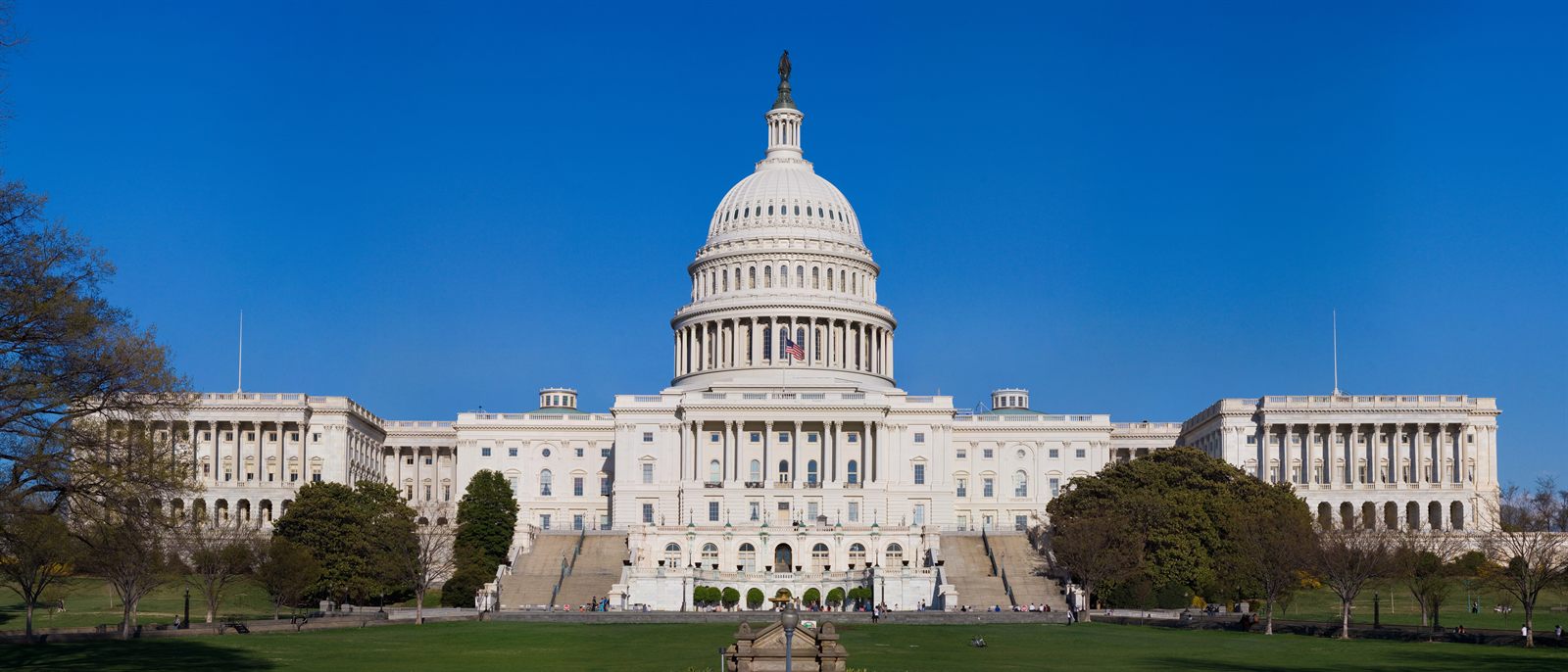 Noclip / Wikimedia Commons · Public domain The United States Capitol building in Washington, D.C.